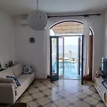 Casa Intiso - Two Double Bedroom * Positano