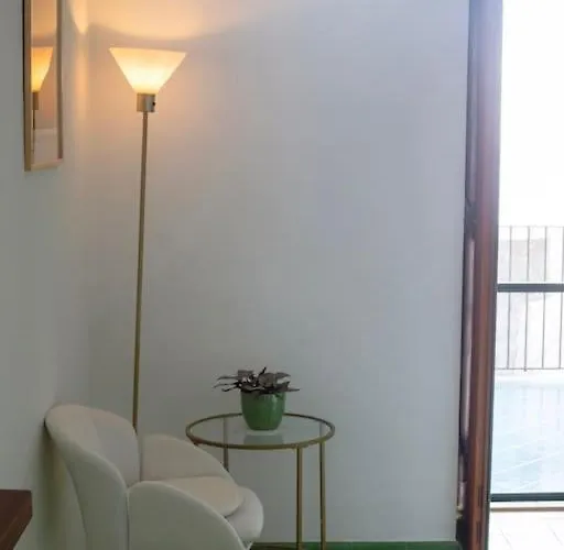 Casa Intiso - Two Double Bedroom Apartment Positano